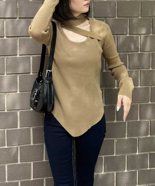 SPIGA（スピーガ）の「デコルテクロスリブニット（ニット/セーター・レディース・ブラック/ホワイト/ピンク/ダークベージュ・FREE）」の13枚目の写真