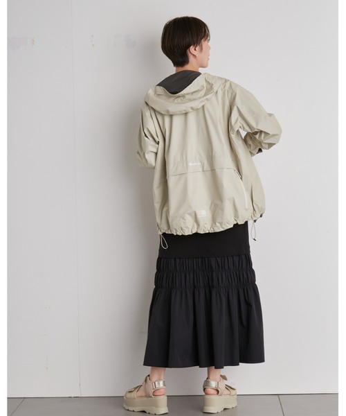 karrimor(カリマー)の「【emmi×Karrimor】G-TX paclite plus jk(ナイロンジャケット・レディース・シルバー・FREE)」の6枚目の写真