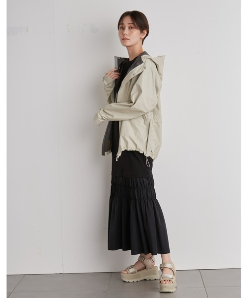 karrimor(カリマー)の「【emmi×Karrimor】G-TX paclite plus jk(ナイロンジャケット・レディース・シルバー・FREE)」の10枚目の写真