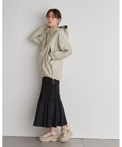 karrimor(カリマー)の「【emmi×Karrimor】G-TX paclite plus jk(ナイロンジャケット・レディース・シルバー・FREE)」の18枚目の写真