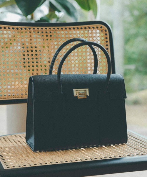 N.（N. Natural Beauty Basic）（エヌエヌナチュラルビューティーベーシック）の「◆メタリックアクセントベルトトートバッグ（トートバッグ・レディース・ブラック/ブラウン・ﾌﾘ-）」の5枚目の写真