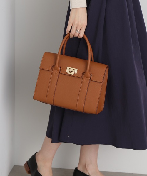 N.（N. Natural Beauty Basic）（エヌエヌナチュラルビューティーベーシック）の「◆メタリックアクセントベルトトートバッグ（トートバッグ・レディース・ブラック/ブラウン・ﾌﾘ-）」の2枚目の写真