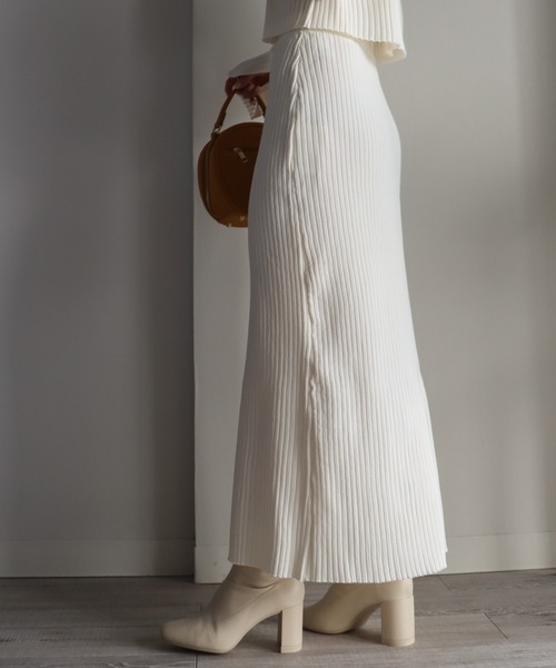 COURO（コウロ）の「スポンディッシュロングナロースカート【セットアップ可能】（スカート・レディース・ベージュ/グリーン/オフホワイト/ブラック・M）」の6枚目の写真