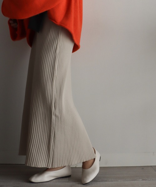 COURO（コウロ）の「スポンディッシュロングナロースカート【セットアップ可能】（スカート・レディース・ベージュ/グリーン/オフホワイト/ブラック・M）」の13枚目の写真