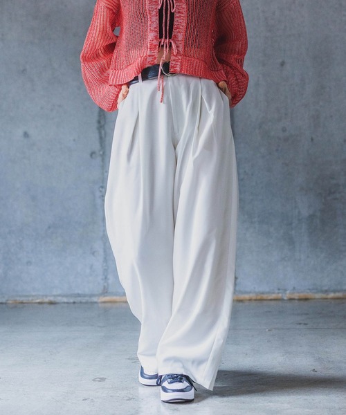 PAGEBOY(ページボーイ)の「SETUPルーズパンツ(その他パンツ・レディース・チャコールグレー/オフホワイト/ブラック・FREE)」の4枚目の写真