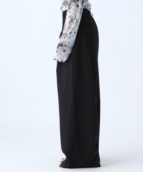 PAGEBOY(ページボーイ)の「SETUPルーズパンツ(その他パンツ・レディース・チャコールグレー/オフホワイト/ブラック・FREE)」の17枚目の写真