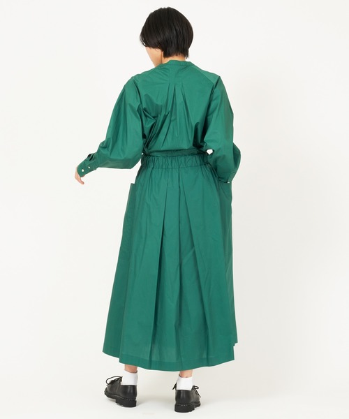 nicholson and nicholson（ニコルソンアンドニコルソン）の「KANON-POPLIN（スカート・レディース・ライトグレー/グリーン・38）」の4枚目の写真