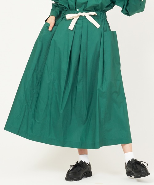 nicholson and nicholson（ニコルソンアンドニコルソン）の「KANON-POPLIN（スカート・レディース・ライトグレー/グリーン・38）」の5枚目の写真