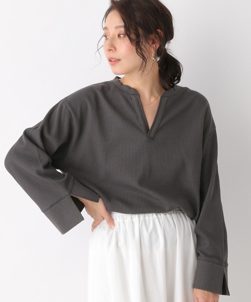 LEPSIM(レプシィム)の「カラーワッフルプルオーバー 177190(Tシャツ/カットソー・レディース・グレー/アイボリー/ライトグリーン/ライトピンク・FREE)」の2枚目の写真