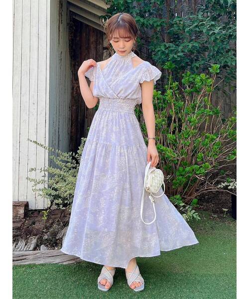 dazzlin（ダズリン）の「カットアウトフラワープリント