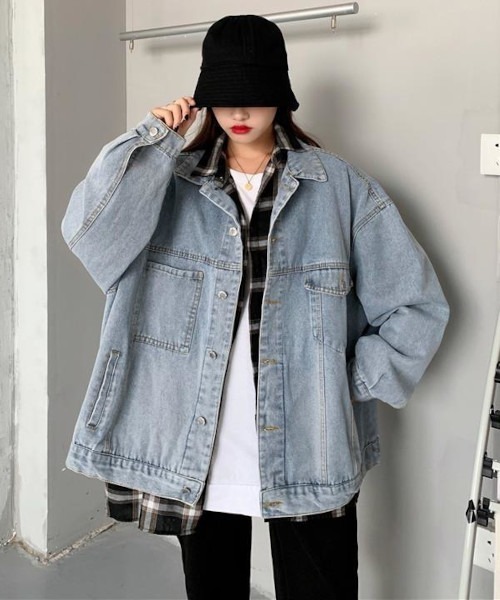 MASHIRO（マシロ）の「【MASHIRO】ビッグシルエットデニムジャケット（デニムジャケット・レディース・ブラック/ブルー・FREE）」の2枚目の写真