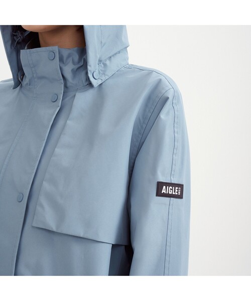 AIGLE（エーグル）の「ゴアテックス 2レイヤーリラックスジャケット（マウンテンパーカー・レディース・ナチュラル/ネイビー・M/L/S）」の11枚目の写真