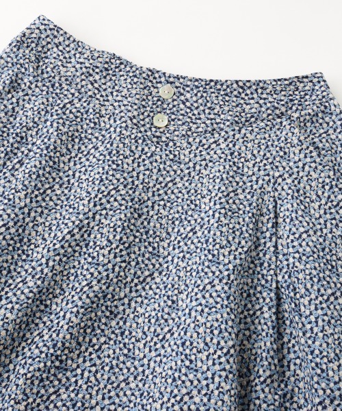 NIMES（ニーム）の「プリントフレアスカート（スカート・レディース・ブルー/ブラック・FREE）」の4枚目の写真