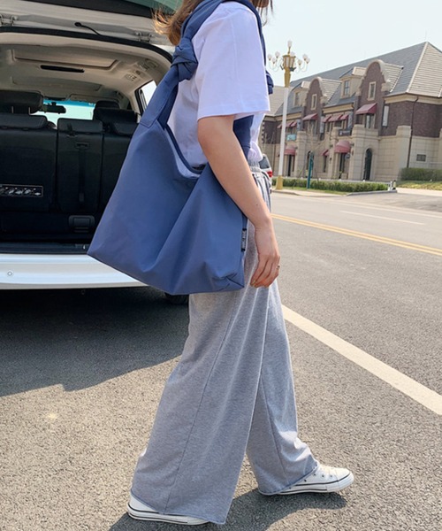 fd style(エフディ スタイル)の「カジュアルナイロンショルダーバッグ(ショルダーバッグ・レディース・Black/Navy/White/Kelly・FREE)」の8枚目の写真