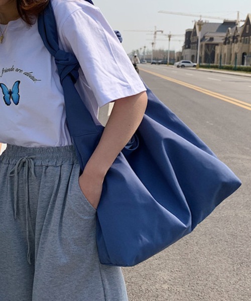 fd style(エフディ スタイル)の「カジュアルナイロンショルダーバッグ(ショルダーバッグ・レディース・Black/Navy/White/Kelly・FREE)」の9枚目の写真