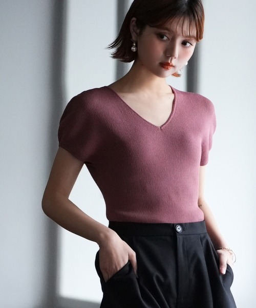 SAISON DE PAPILLON(セゾンドパピヨン)の「フレンチスリーブVネックニット(ニット/セーター・レディース・エンジ/ベージュ/ブラック・L/M/S)」の15枚目の写真