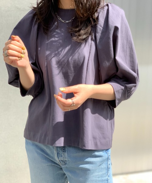 mi via loca(ミヴィアロカ)の「オープンエンド糸 袖ボリュームトップス(Tシャツ/カットソー・レディース・スミクロ/オフホワイト・FREE)」の14枚目の写真