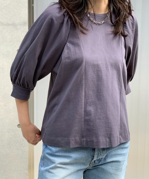 mi via loca(ミヴィアロカ)の「オープンエンド糸 袖ボリュームトップス(Tシャツ/カットソー・レディース・スミクロ/オフホワイト・FREE)」の10枚目の写真