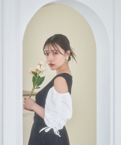 ANDGEEBEE（アンジービー）の「ギャザースリーブニットトップス（その他トップス・レディース・ブラック×ホワイト/ピンク・MEDIUM）」の11枚目の写真