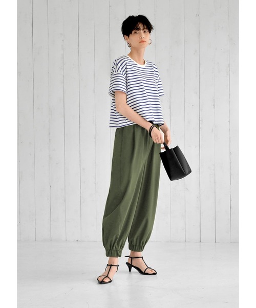 STYLE DELI(スタイルデリ)の「【Made in JAPAN】短めハリ感ボーダーTシャツ(Tシャツ/カットソー・レディース・ブルー系/ネイビー系・FREE)」の3枚目の写真