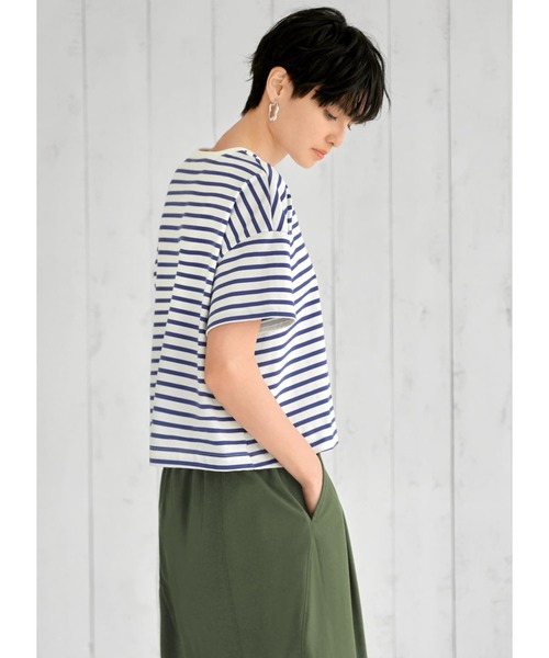 STYLE DELI(スタイルデリ)の「【Made in JAPAN】短めハリ感ボーダーTシャツ(Tシャツ/カットソー・レディース・ブルー系/ネイビー系・FREE)」の5枚目の写真
