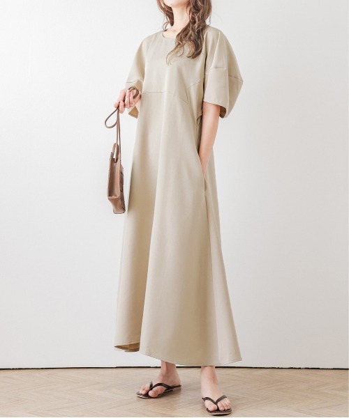 AMELY(エミリー)の「ランタン袖ワンピース(ワンピース・レディース・ベージュ/ブラック/イエロー/ピンク・フリー)」の3枚目の写真