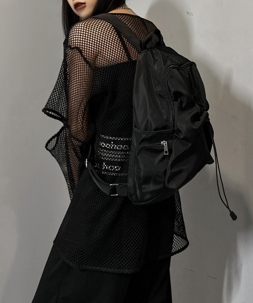 LVEU.（ラブユ.）の「【LVEU.】フロントドローコードバックパック（リュックサック） / バッグ 鞄 BAG リュック バックパック ドローコード A4 ブラック ZOZOTOWN限定（バックパック/リュック・レディース・ブラック・FREE）」の4枚目の写真