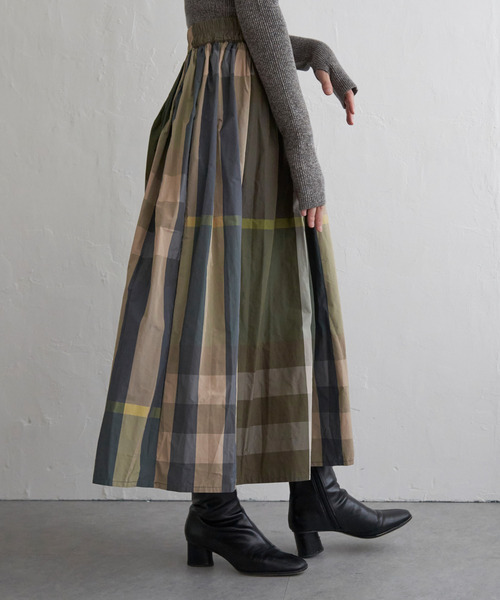 VENCEEXCHANGE（ヴァンスエクスチェンジ）の「タフタチェックギャザースカート（スカート・レディース・グリーン系/ブルー系/レッド系/ブルー/ブラック/オフホワイト/レッド/グリーン/グレー/ダークグリーン/エンジ/ネイビー/グリーン系その他/グリーン系その他2/その他1/ホワイト/ライトグレー/ライトカーキ・FREE）」の9枚目の写真