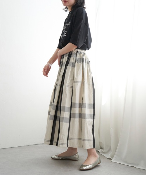 VENCEEXCHANGE（ヴァンスエクスチェンジ）の「タフタチェックギャザースカート（スカート・レディース・グリーン系/ブルー系/レッド系/ブルー/ブラック/オフホワイト/レッド/グリーン/グレー/ダークグリーン/エンジ/ネイビー/グリーン系その他/グリーン系その他2/その他1/ホワイト/ライトグレー/ライトカーキ・FREE）」の21枚目の写真