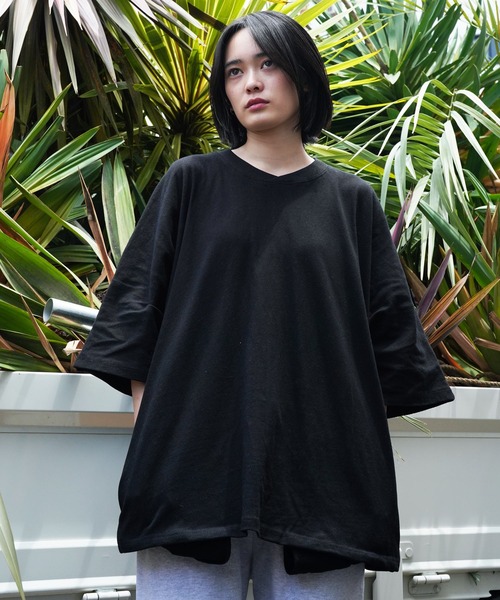 Lulu ＆ Arnie（るるあんどあーにー）の「オーバーサイズ ドルマンスリーブ S/S カットソー（Tシャツ/カットソー・メンズ・ブラック/オフホワイト/グレイッシュベージュ・MEDIUM/LARGE）」の13枚目の写真