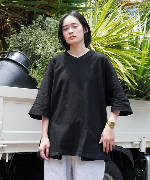 Lulu ＆ Arnie（るるあんどあーにー）の「オーバーサイズ ドルマンスリーブ S/S カットソー（Tシャツ/カットソー・メンズ・ブラック/オフホワイト/グレイッシュベージュ・MEDIUM/LARGE）」の7枚目の写真