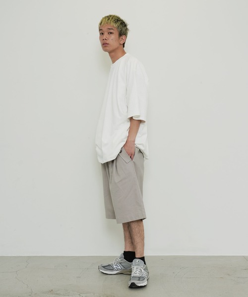 Lulu ＆ Arnie（るるあんどあーにー）の「オーバーサイズ ドルマンスリーブ S/S カットソー（Tシャツ/カットソー・メンズ・ブラック/オフホワイト/グレイッシュベージュ・MEDIUM/LARGE）」の17枚目の写真