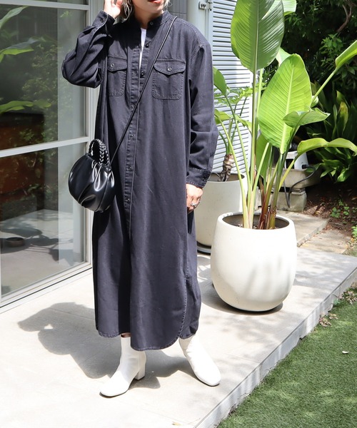 AMERICAN HOLIC（アメリカンホリック）の「デニムシャツワンピース（シャツワンピース・レディース・インディゴブルー/ブラック・M/L）」の4枚目の写真