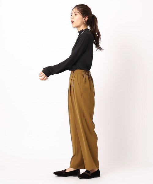 SHOO・LA・RUE（シューラルー）の「◆シアーハイネックインナー（Tシャツ/カットソー・レディース・ホワイト系/サンドベージュ/ブラック・02/03/04）」の6枚目の写真