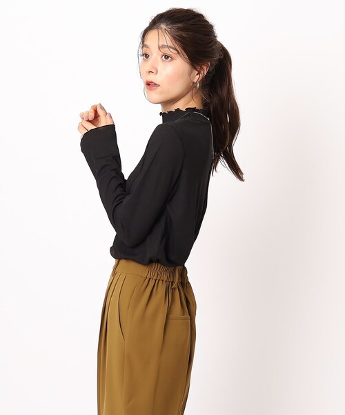 SHOO・LA・RUE（シューラルー）の「◆シアーハイネックインナー（Tシャツ/カットソー・レディース・ホワイト系/サンドベージュ/ブラック・02/03/04）」の9枚目の写真