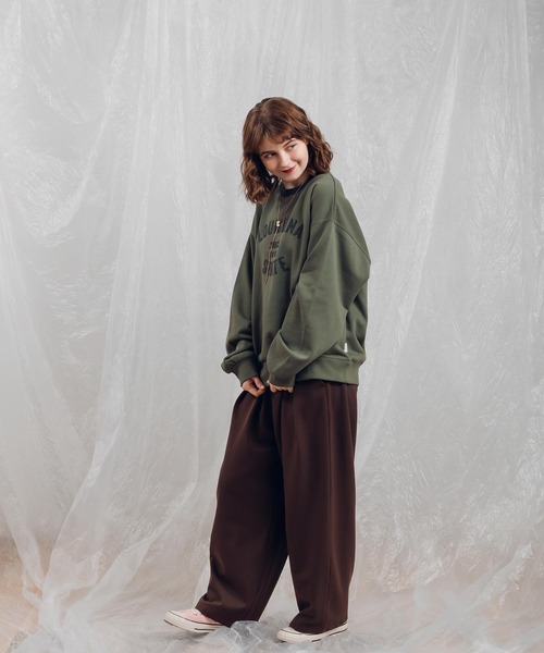 MUHET（ミュエータ）の「フェルトロゴスウェット（スウェット・レディース・ネイビー/カーキ/ブラック・X-LARGE/MEDIUM）」の14枚目の写真