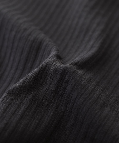 n'OrLABEL（ノアールレーベル）の「『ドビーストライプフリルブラウス』（シャツ/ブラウス・レディース・ブラック/オフホワイト・1/2）」の3枚目の写真