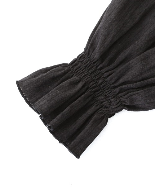 n'OrLABEL（ノアールレーベル）の「『ドビーストライプフリルブラウス』（シャツ/ブラウス・レディース・ブラック/オフホワイト・1/2）」の7枚目の写真