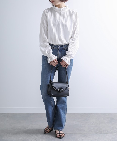 n'OrLABEL（ノアールレーベル）の「『ドビーストライプフリルブラウス』（シャツ/ブラウス・レディース・ブラック/オフホワイト・1/2）」の13枚目の写真