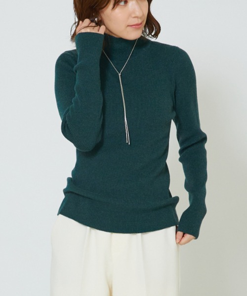 abahouse mavie（アバハウスマヴィ）の「ストレッチリブハイネックプルオーバー/タートル/冬服（ニット/セーター・レディース・ラベンダー/ブラック/ホワイト/ホワイト系その他/アイボリー/ブラック系その他/ダークグリーン・フリー）」の6枚目の写真