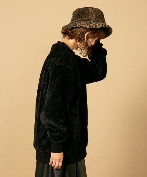 JEMORGAN（ジェーイーモーガン）の「【JEMORGAN/ジェイイーモーガン】ボアボンディング　ビッグシルエット　トレーナー　スウェット（スウェット・メンズ・カーキ/ブラック/ダークブラウン・MEDIUM/X-LARGE/LARGE）」の18枚目の写真