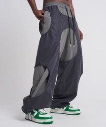 DEFORMATION DESIGN WIDE PANTS/変形デザインワイドパンツ テック系
