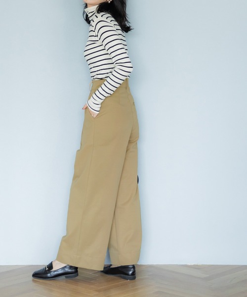 coca（coca）（コカ）の「スーパーワイドタックチノパンツ（チノパンツ・レディース・ブラック/ベージュ・M/L）」の4枚目の写真