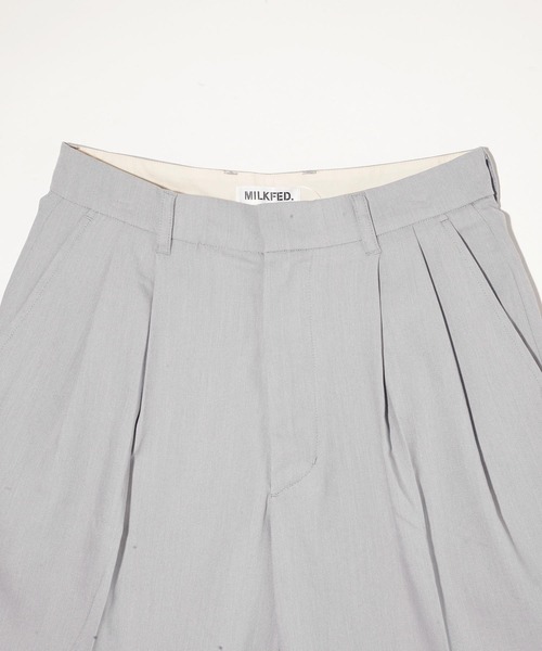 MILKFED.(ミルクフェド)の「TWO TUCK SHORTS(その他パンツ・レディース・ライトグリーン/ベージュ/ライトグレー・S/M)」の11枚目の写真