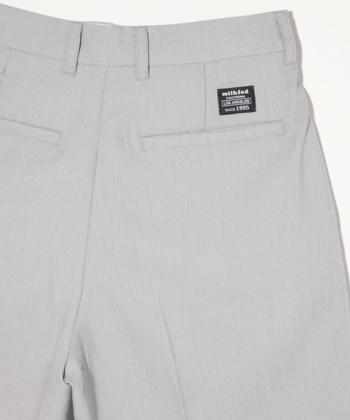 MILKFED.(ミルクフェド)の「TWO TUCK SHORTS(その他パンツ・レディース・ライトグリーン/ベージュ/ライトグレー・S/M)」の15枚目の写真