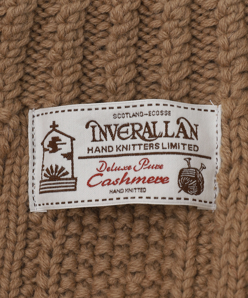 INVERALLAN（インバーアラン）の「INVERALLAN / インバーアラン CASHMERE HANDKNIT CARDIGAN（カーディガン/ボレロ・メンズ・ホワイト×ホワイト/モカ・44/42/40）」の14枚目の写真