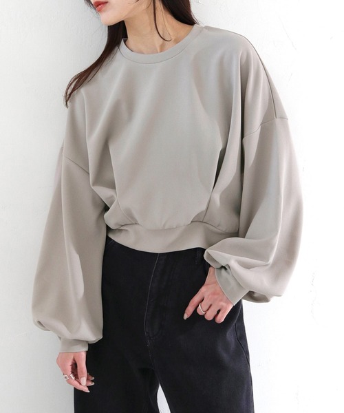 cheriella(シェリエラ)の「【cheriella】WEB限定カットジョーゼットウエストタックショートトップス(完売)(Tシャツ/カットソー・レディース・オフホワイト/ブラック/ライトグレー/ライトブルー・M)」の3枚目の写真