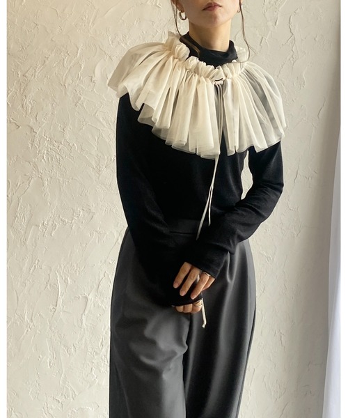 She's Closet（シーズクローゼット）の「ボリュームチュール付けフリル/つけ襟/ビスチェ【マルチウェイ】（付け襟・レディース・アイボリー/ブラック・FREE）」の6枚目の写真