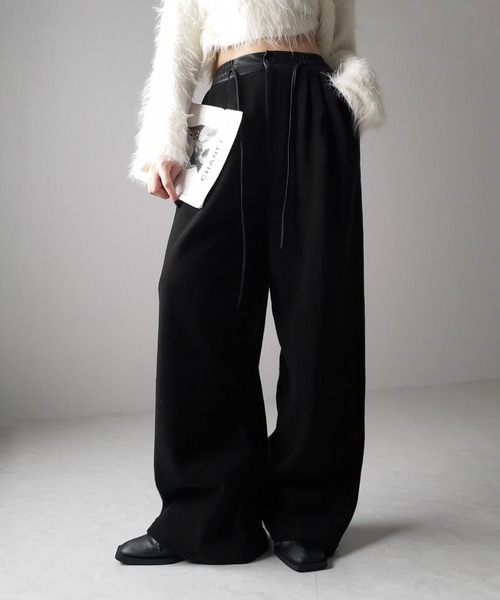 me+em select(ミームセレクト)の「※※【 裏起毛 】レザードッキングスリータックワイドスウェットパンツ / leather docking 3 tuck wide sweat pants(スウェットパンツ・レディース・グレー/ブラック・SMALL/MEDIUM/LARGE)」の12枚目の写真