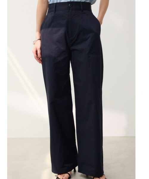 crie conforto（クリーコンフォルト）の「ワイドベイカーパンツ（カーゴパンツ・レディース・ネイビー/ベージュ・MEDIUM/SMALL）」の2枚目の写真